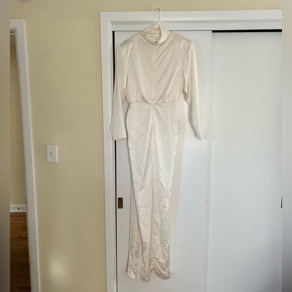 Agnes Maxi Dress in Shell White - Picture 7 of 16
